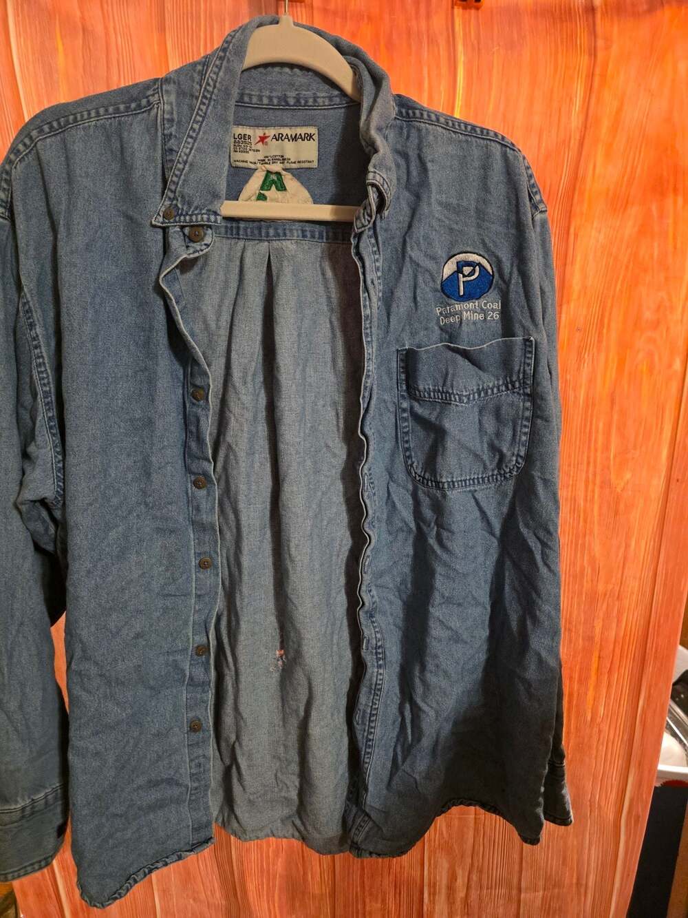 Vintage Aramark Paramount Coal Deep Mine 26 Embroidered Denim Work Shirt